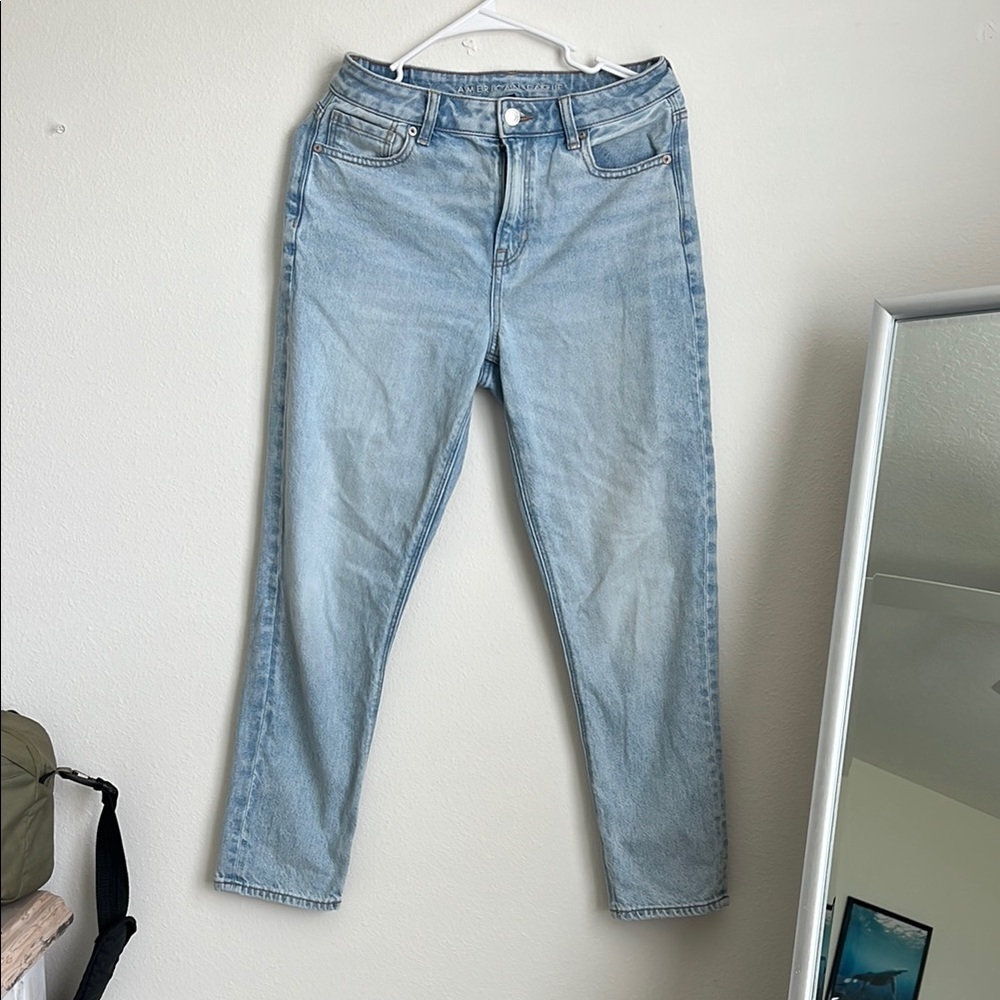 American eagle light wash jeans